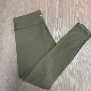 LULULEMON WUNDER UNDER TIGHT 28”